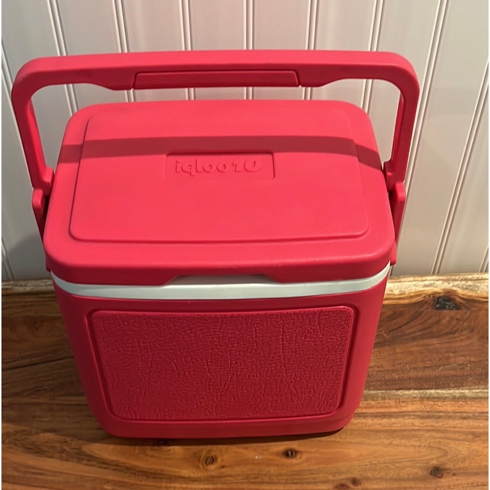 Rare✨Vintage-Igloo Legend 10 Pink Cooler Like New - Picture 8 of 16